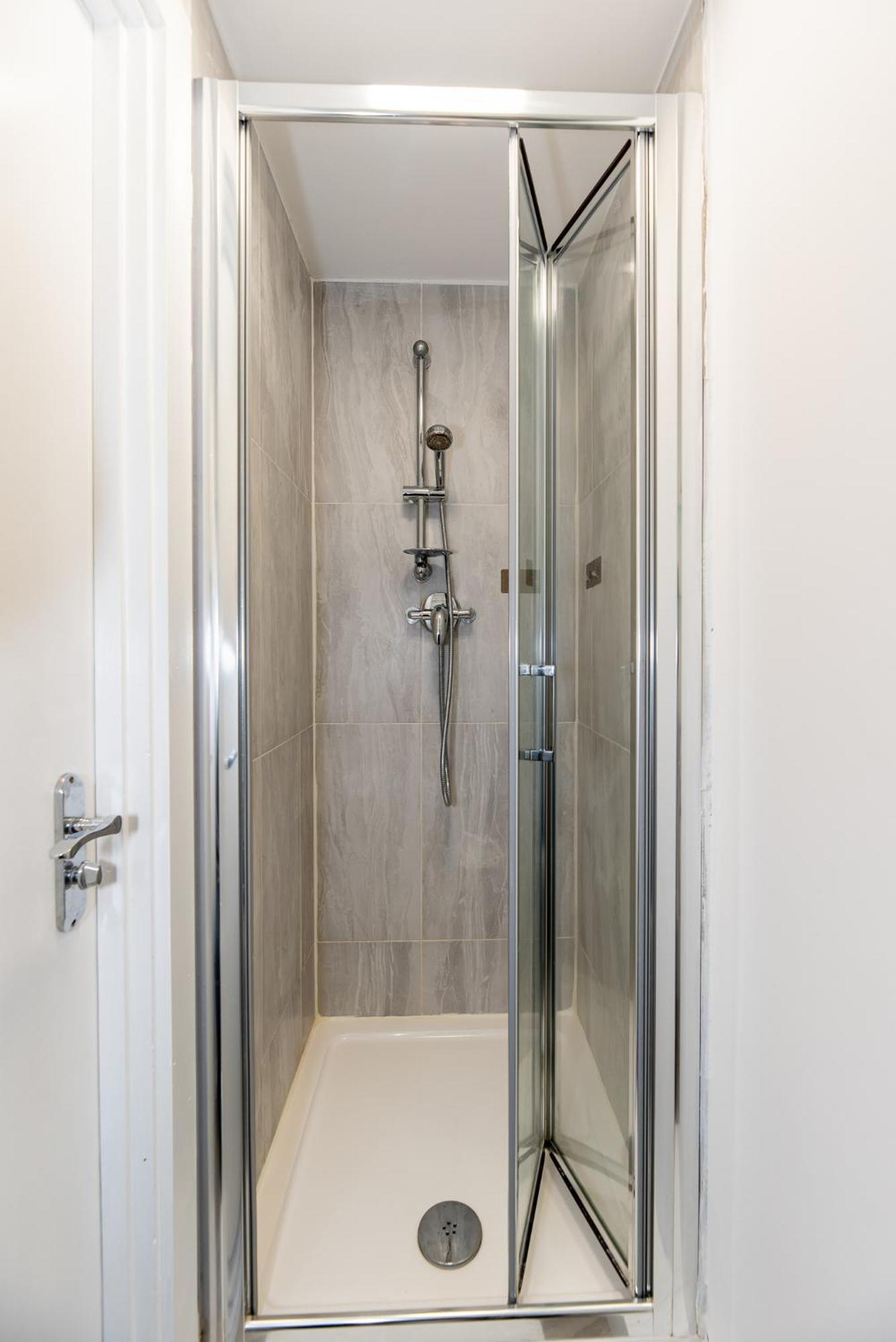 Small And Trendy Studio 3B Londen Buitenkant foto